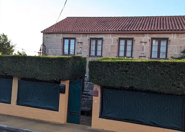 Casita De Piedra De 1900 Restaurada